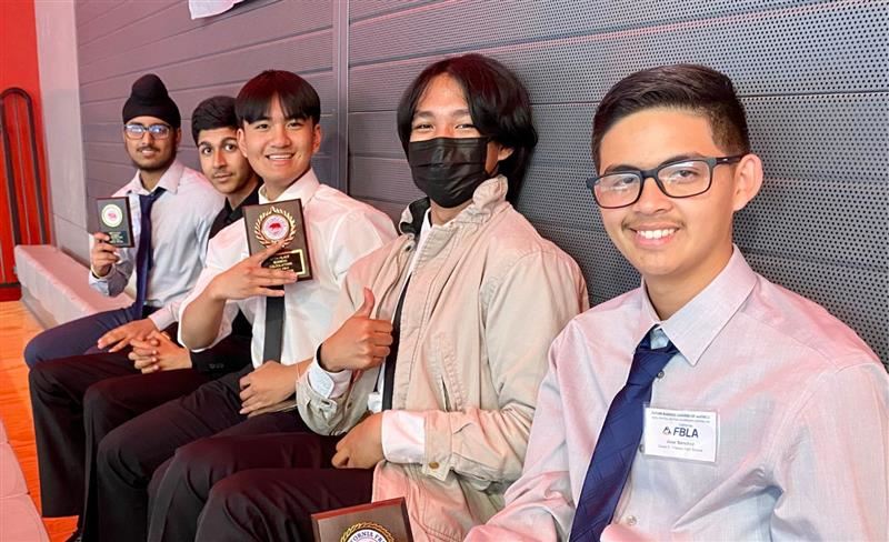  FBLA members